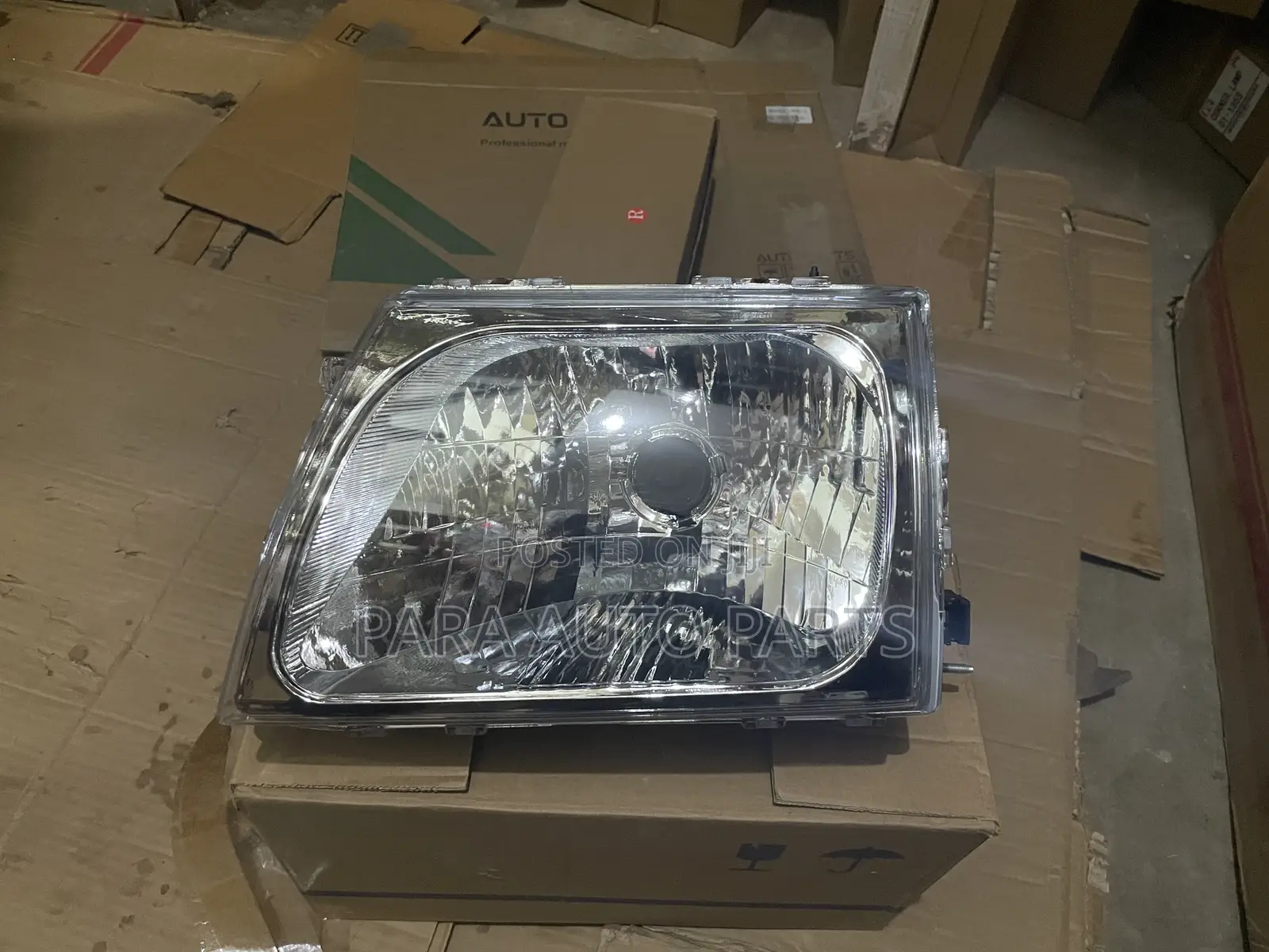 Headlight Hillux 167