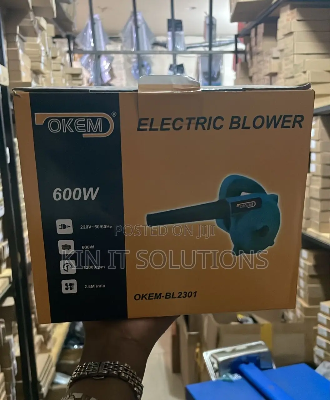 Blower Okem.