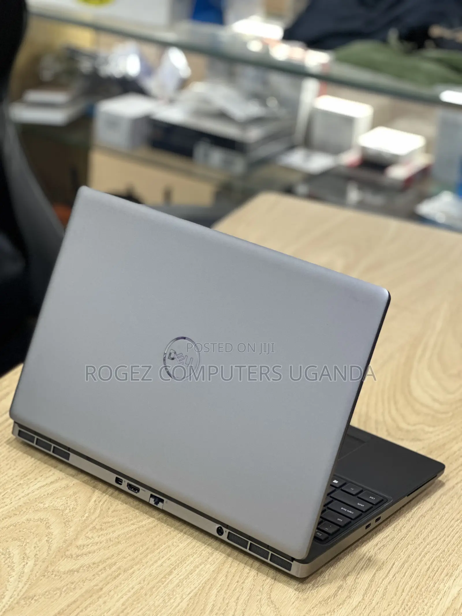 New Laptop Dell Precision 7550 64GB Intel Core i5 SSD 512GB