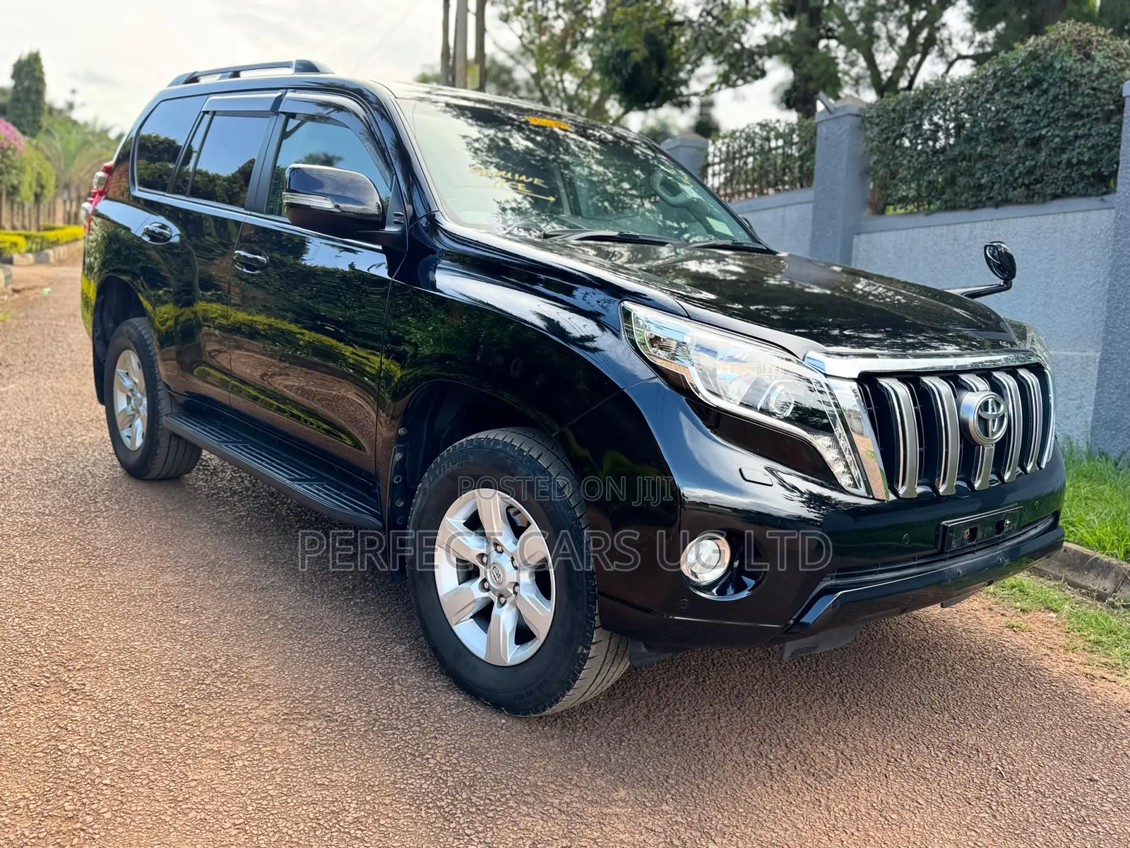 Toyota Land Cruiser Prado 2.8 D-4D 2016 Black