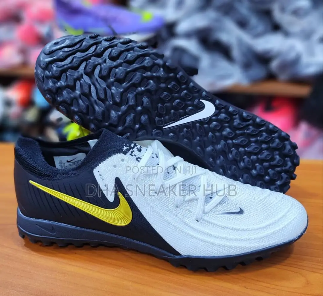 Fair Play Soccer Boots/Football Boots Black, White and Gold