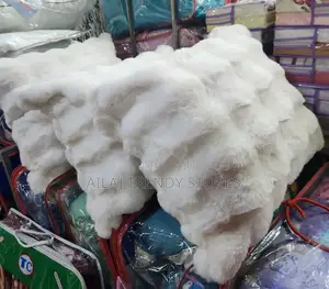Extra Size White Soft Fluffy Cushions