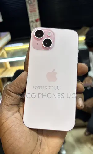 Apple iPhone 15 128 GB Gold