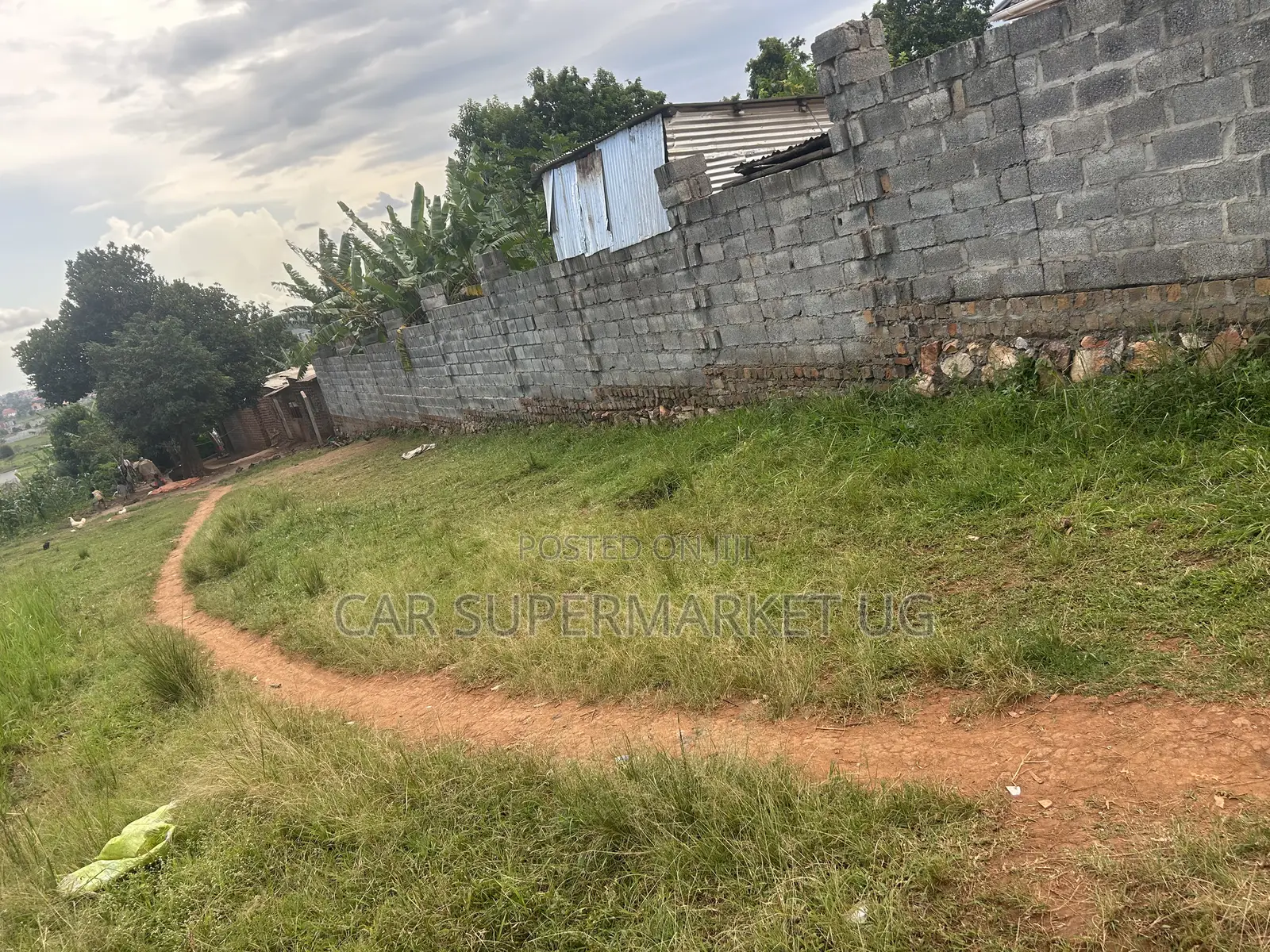 30 Decimals in Buwate. 50 Meters Buwate Road. At Ugx 360m