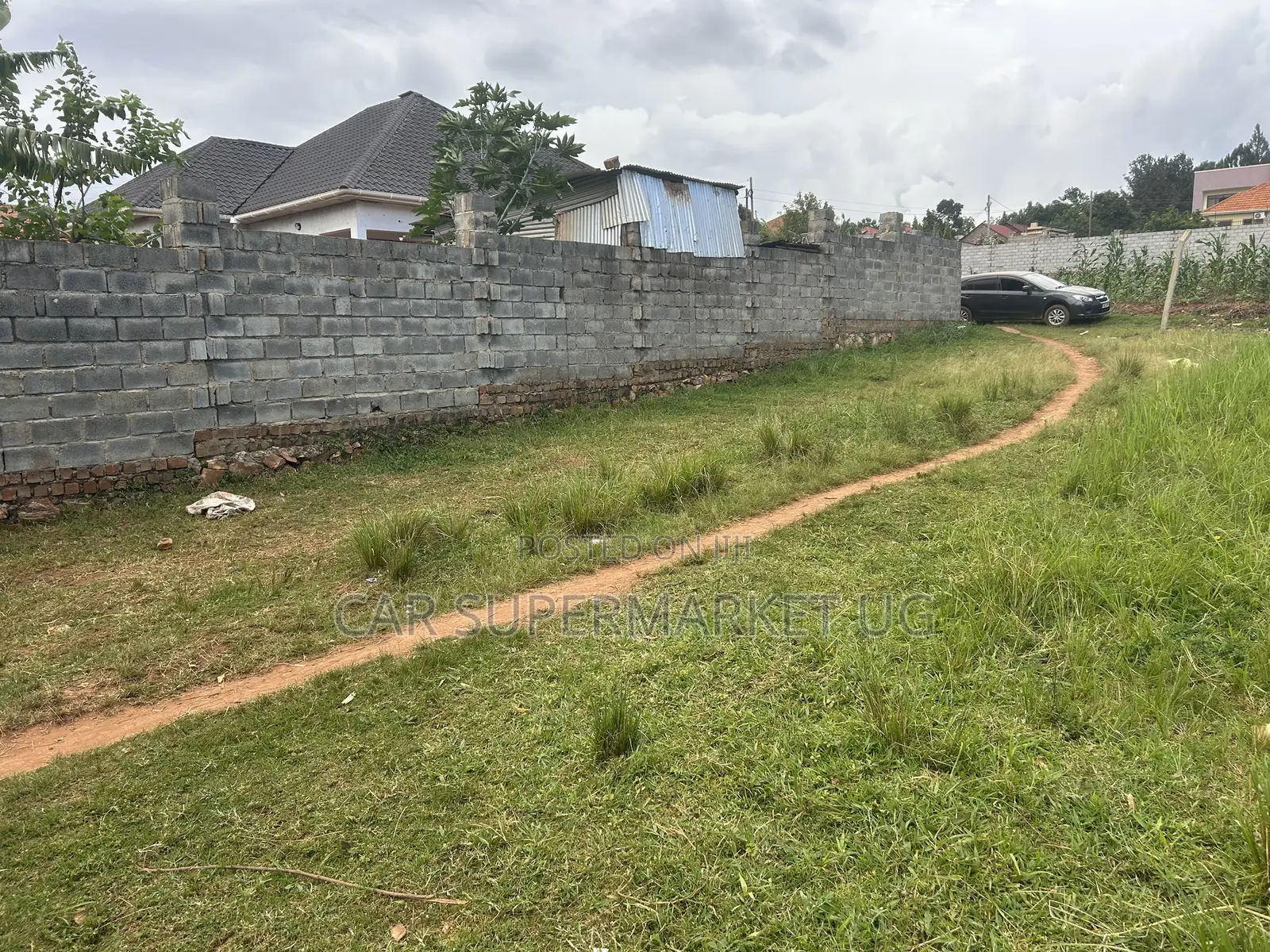 30 Decimals in Buwate. 50 Meters Buwate Road. At Ugx 360m
