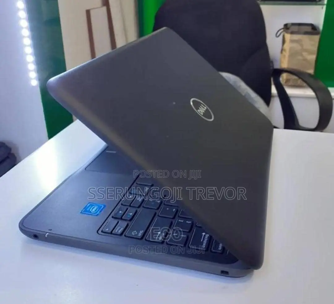 Laptop Dell Latitude 3310 4GB Intel Celeron SSD 128GB