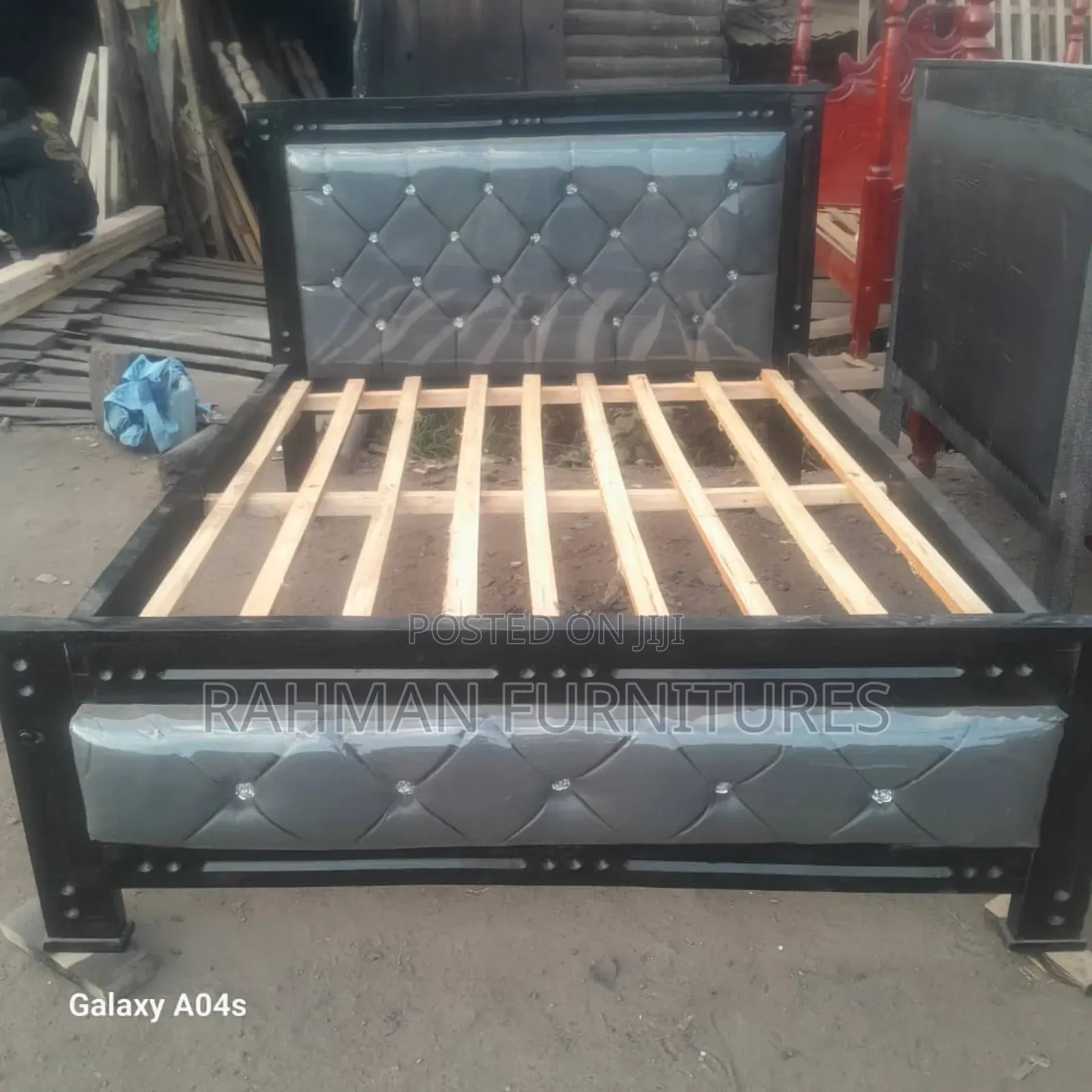 Five by Six Bed Fabric