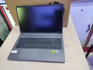 New Laptop HP ZBook 15 16GB Intel Core I7 SSHD (Hybrid) 512GB
