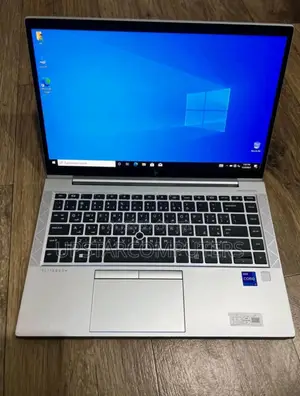 Laptop HP ProBook 440 16GB Intel Core I7 SSHD+SSD 512GB