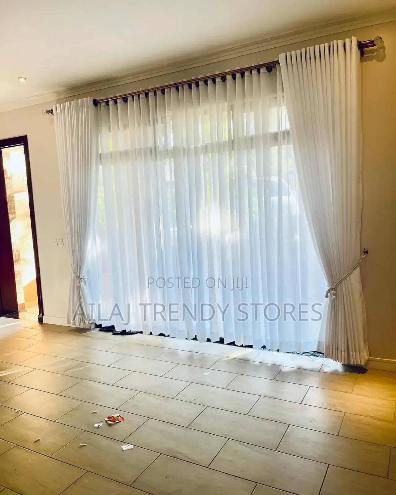 Exclusive White Curtains Per Ready Metre