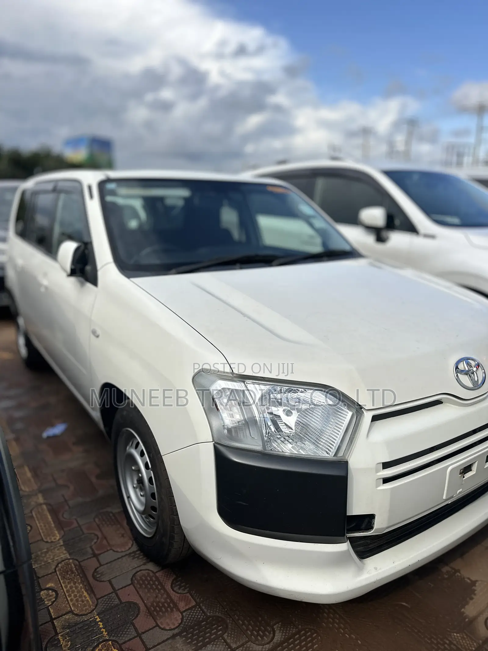 Toyota Probox 1.5 DX 4WD 2016 White