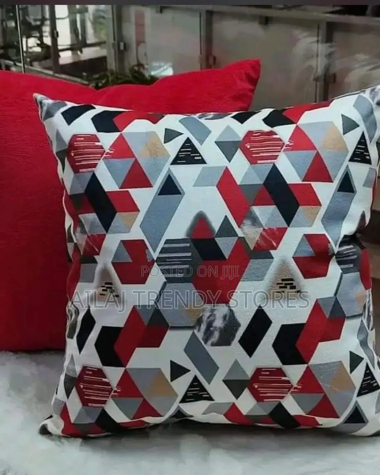Posh Fibre Throw Cushions