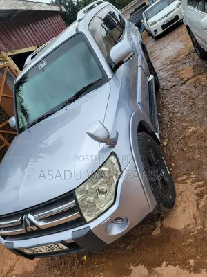 Photo - Mitsubishi Pajero 2008 Silver
