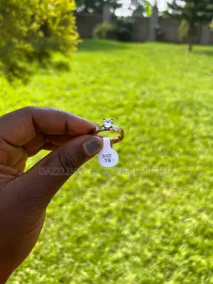 Javi Engagement/Promise Ring - Size 19