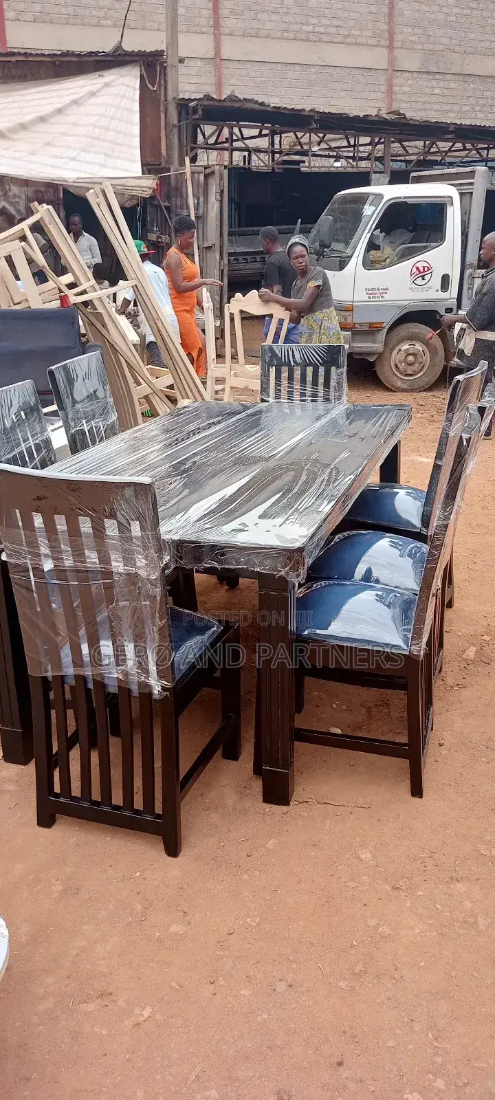 Fresh Dining Table (8 Seater)