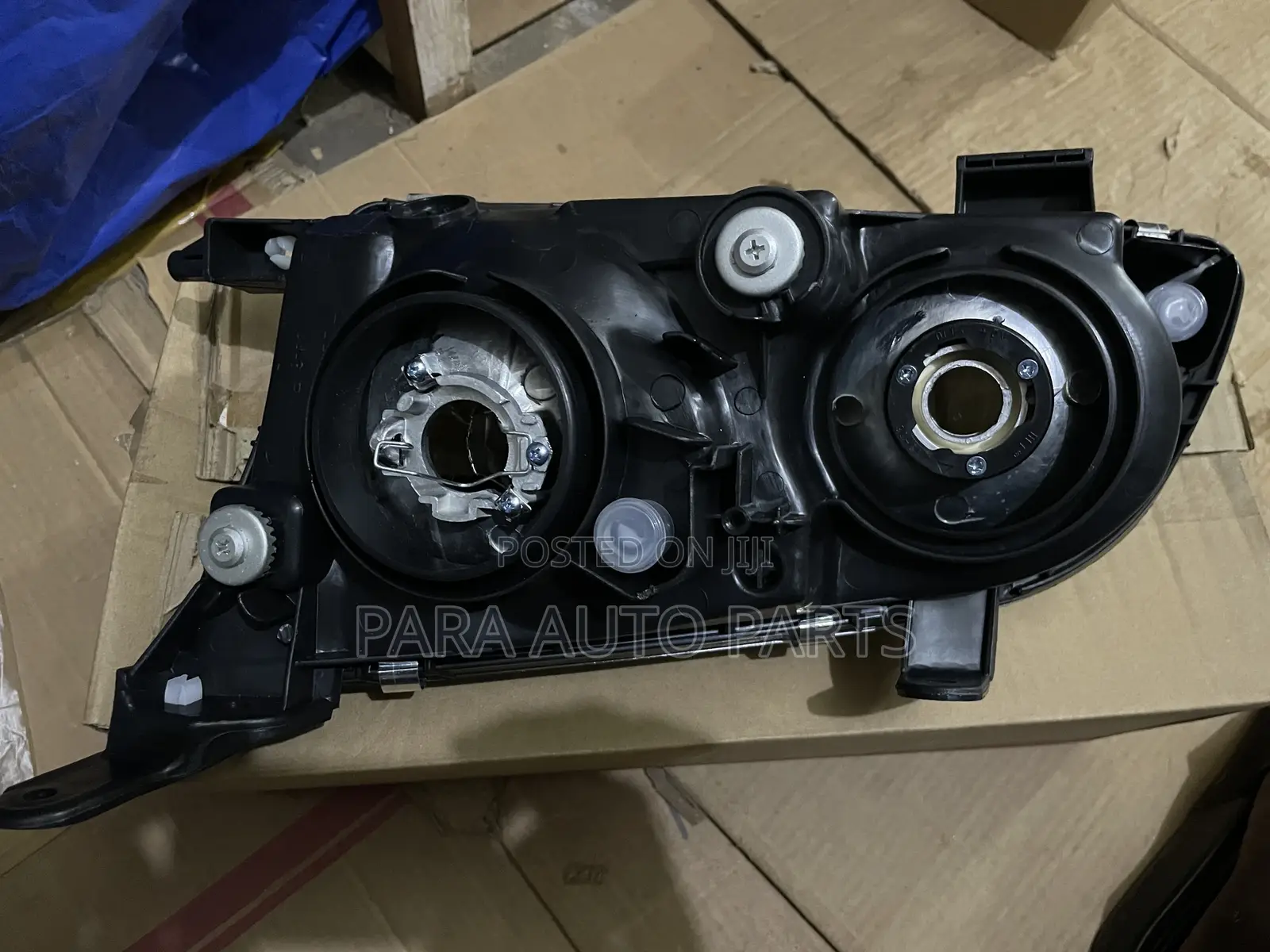 Ipsum Old Model Headlight