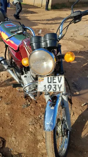 Bajaj Boxer 2022 Red