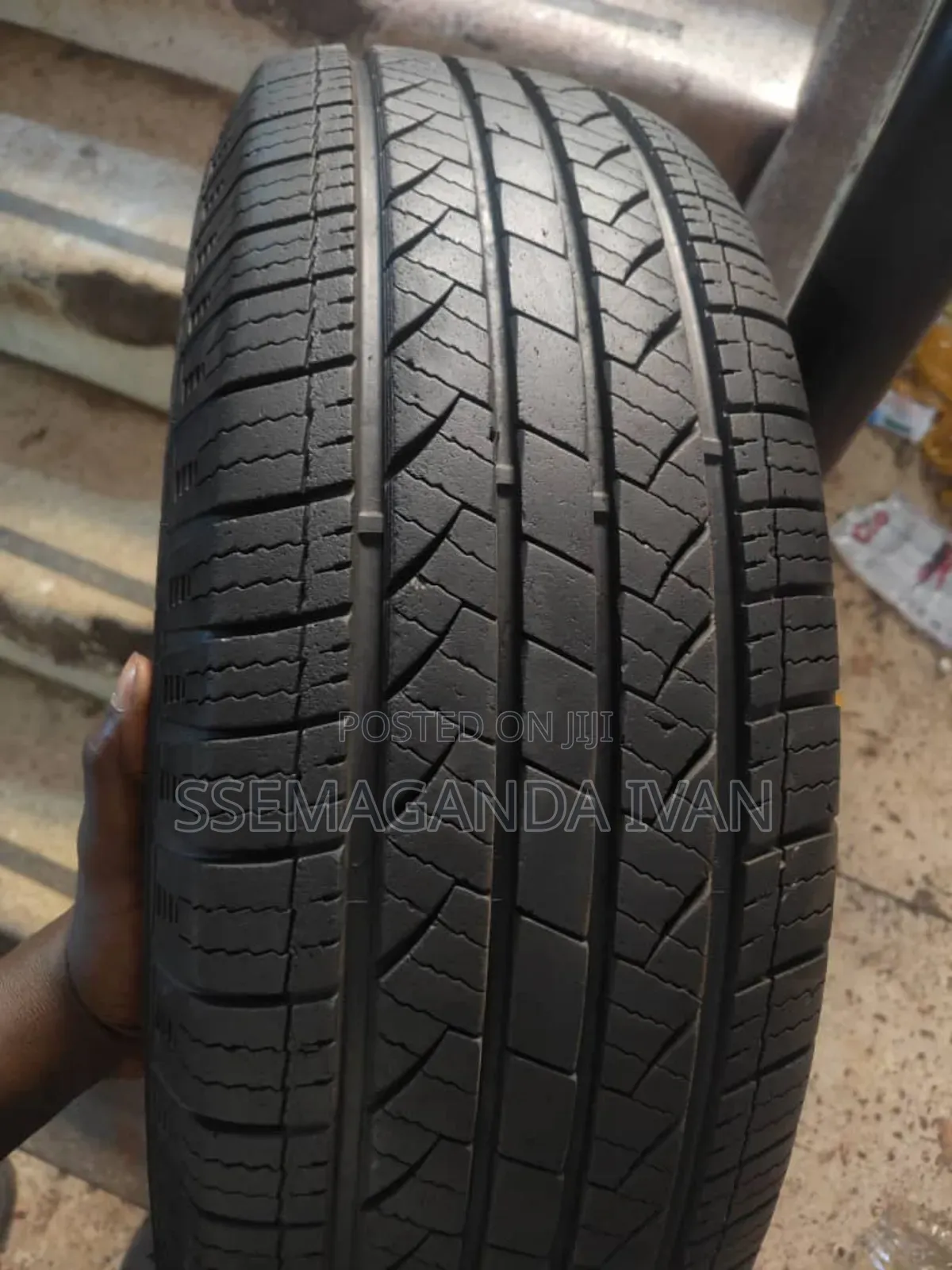 235/65r17 Original Practical Max Foreign Used