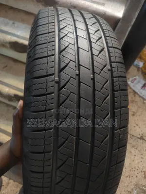 235/65r17 Original Practical Max Foreign Used