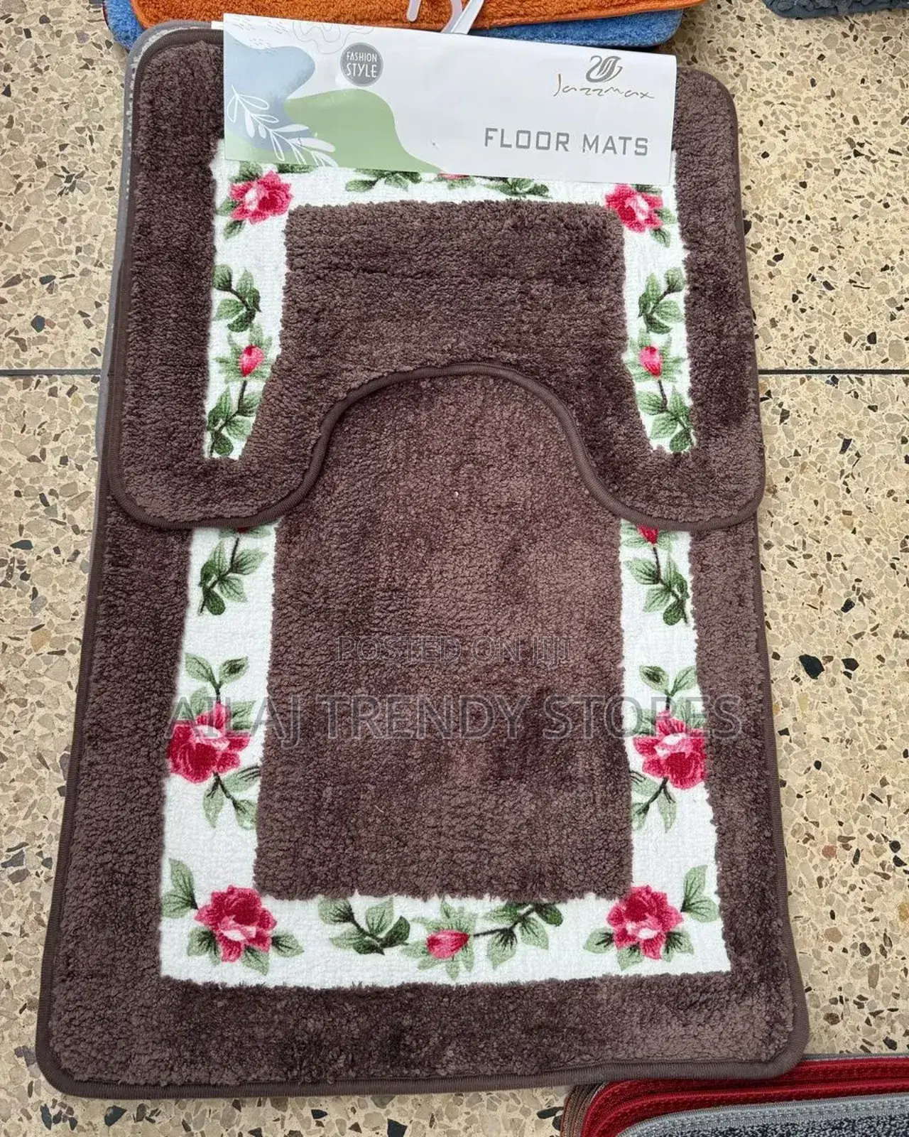 Woolen Bathroom Set