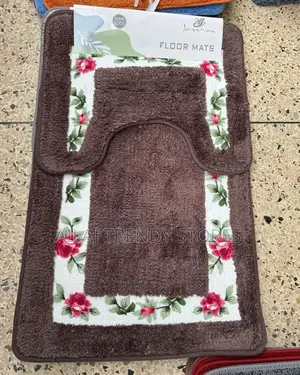 Woolen Bathroom Set