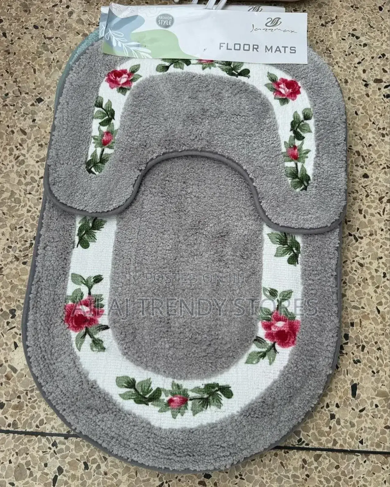 Woolen Bathroom Set