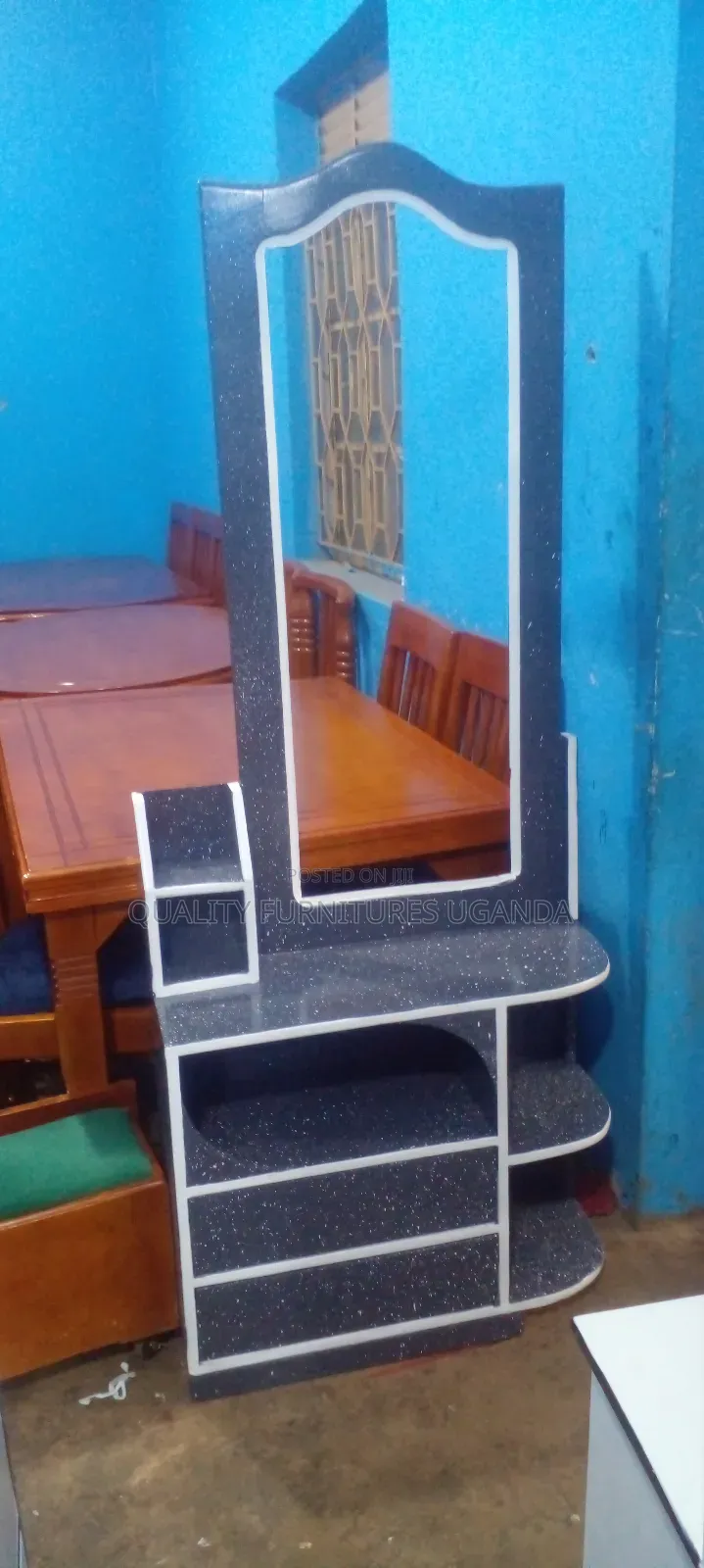 England Design Dressing Mirror