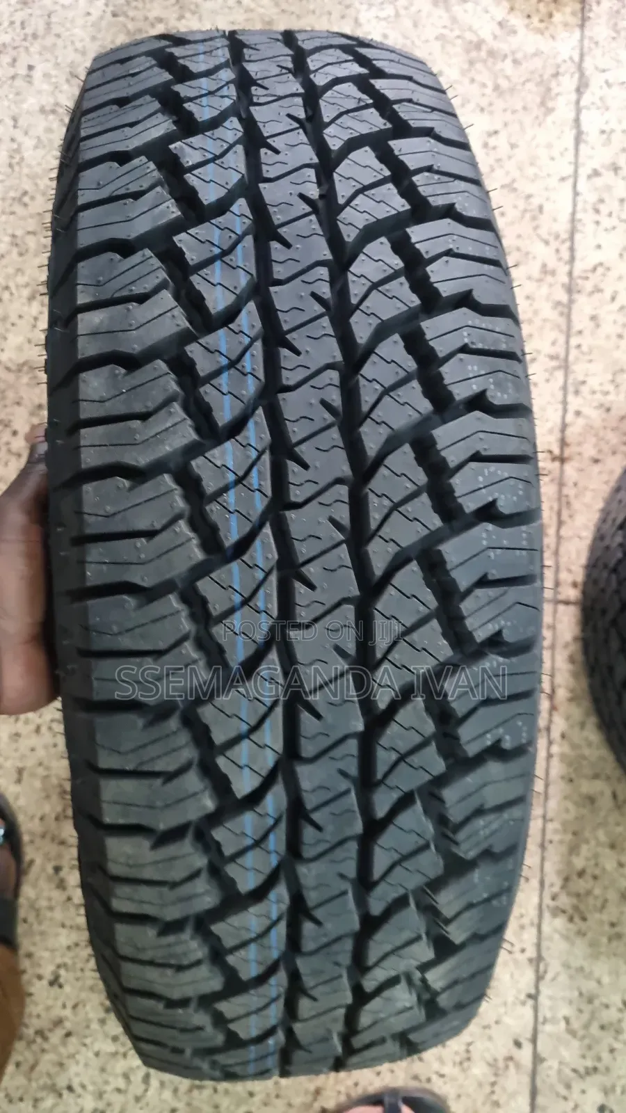 235/65r17 Original Adventure a/T Tyres
