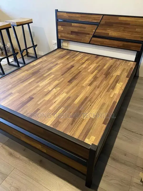 5 X 6 Ft Queen Size Bed.