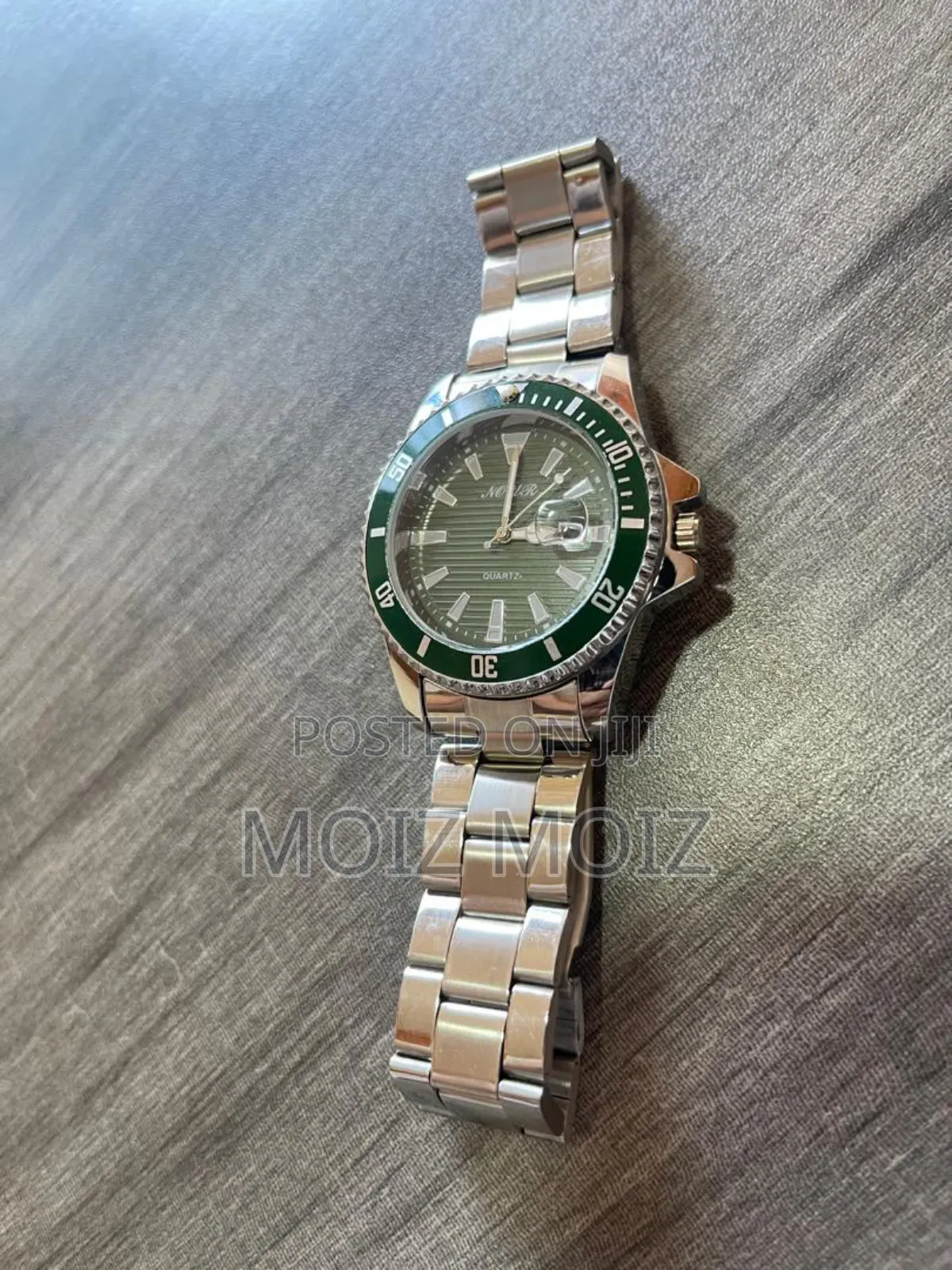 Nour Quartz Watch Green Edition