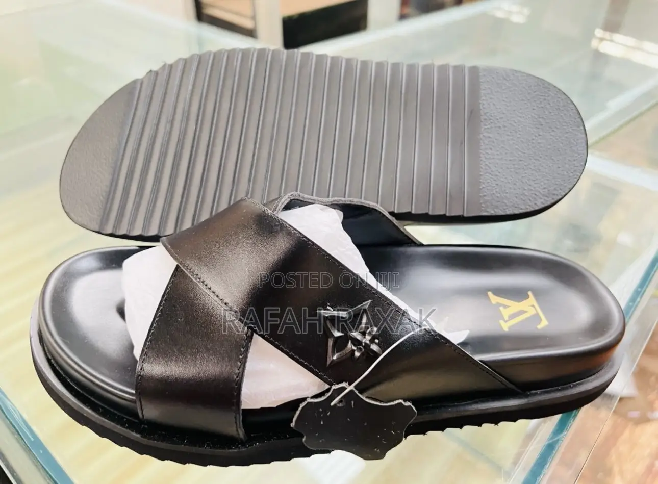 Original Men’S Louis Vuitton Cross-Strap Leather Sandals