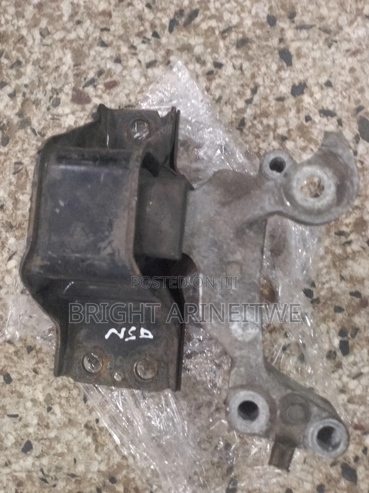 Engine Mounting for Nissan Dualis,Qashqai,X Trail 2008.