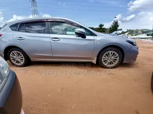 Subaru Impreza 2.0i Premium AWD 2017 Silver