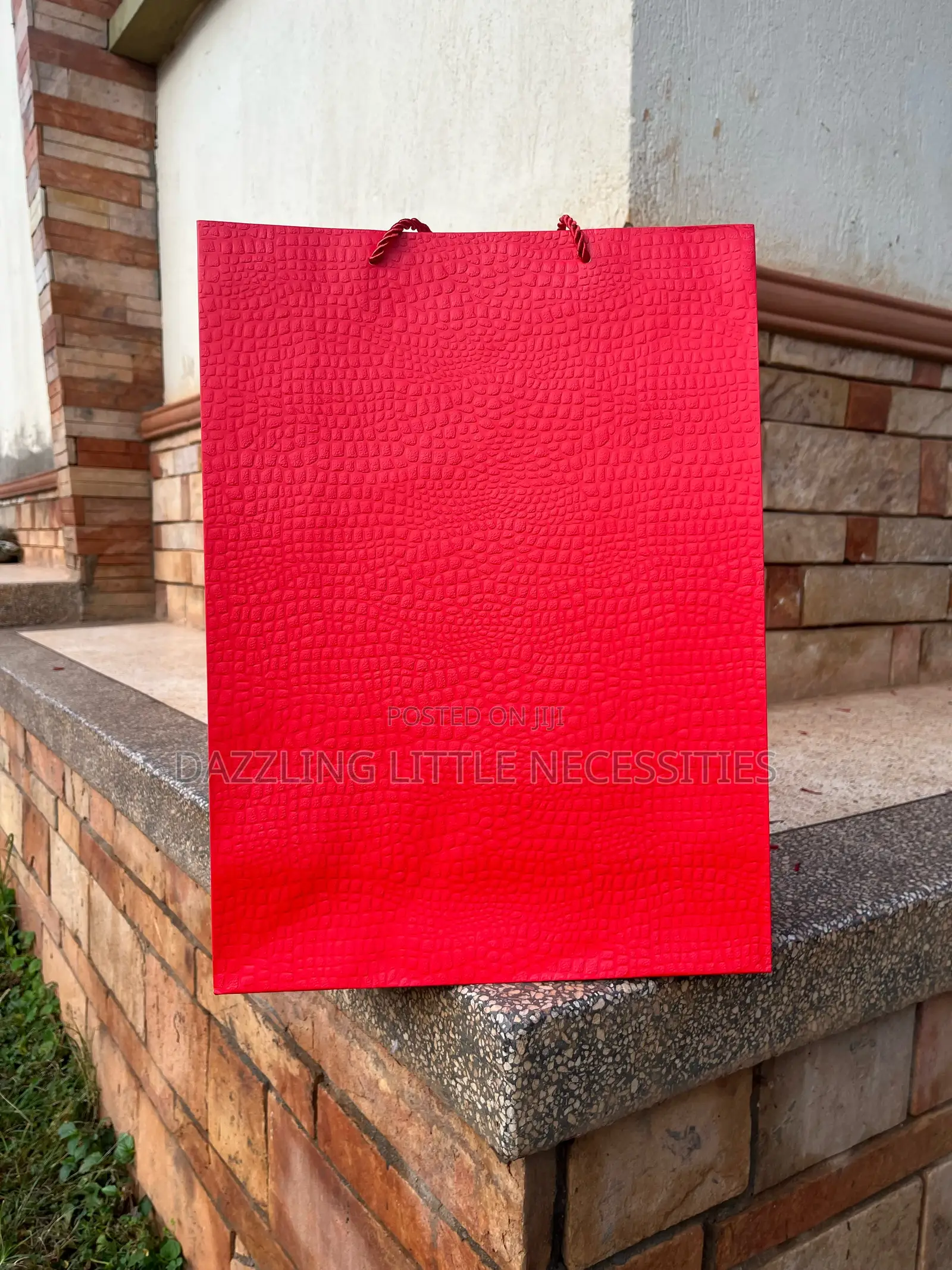 Bella Textured Gift Bag (Large) - Red