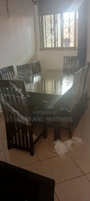 Luxurious Eight Seater Dining