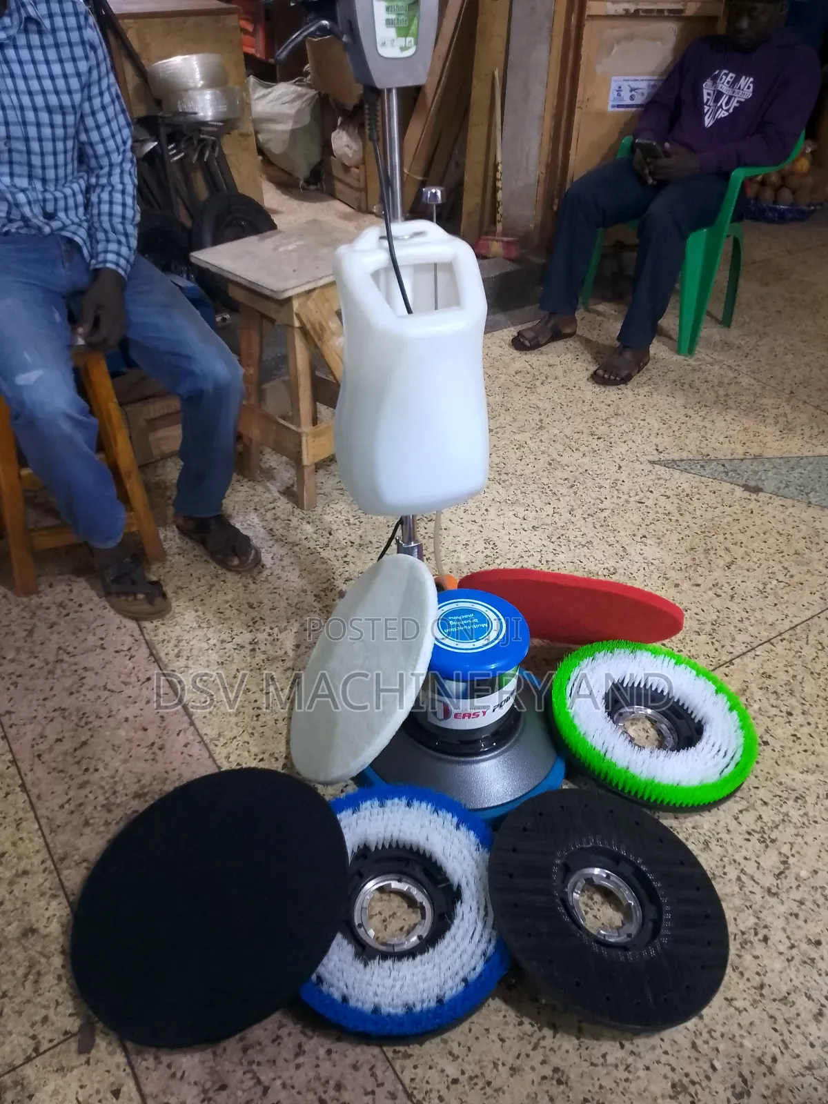 Floor and Carpet Scrubber
