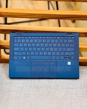 Laptop HP Dragonfly G4 16GB Intel Core I7 SSHD+SSD 512GB