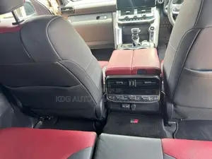 Toyota Land Cruiser 3.5 Petrol 4WD 2022 Gray