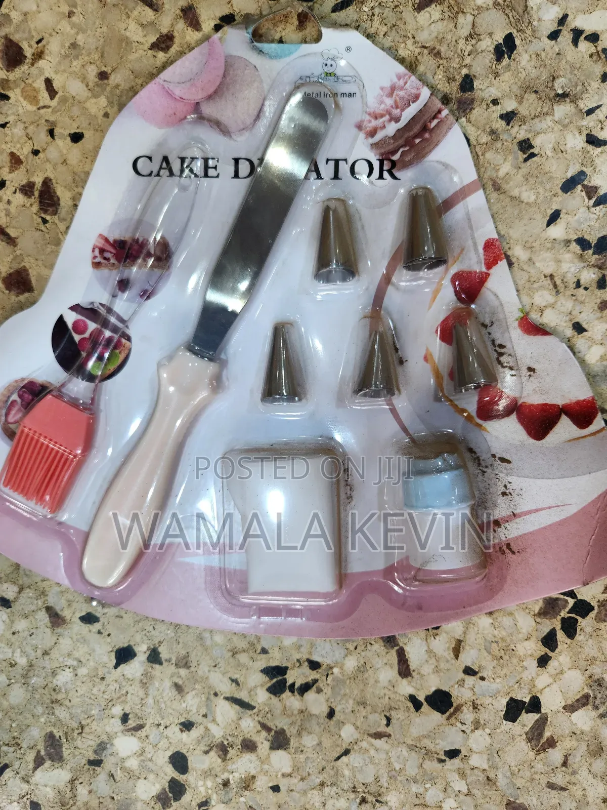 Cake Decorator