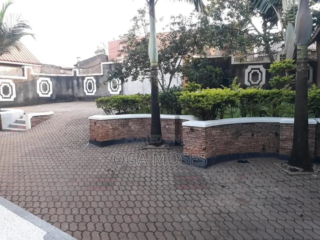 3bdrm Bungalow in Nabweru for sale