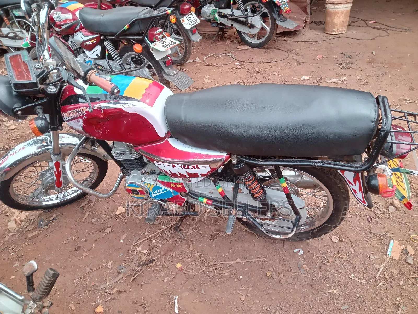 Bajaj Boxer 100 2023 Red