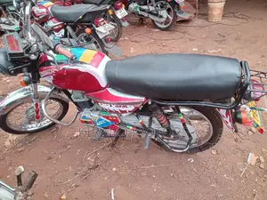 Bajaj Boxer 100 2023 Red