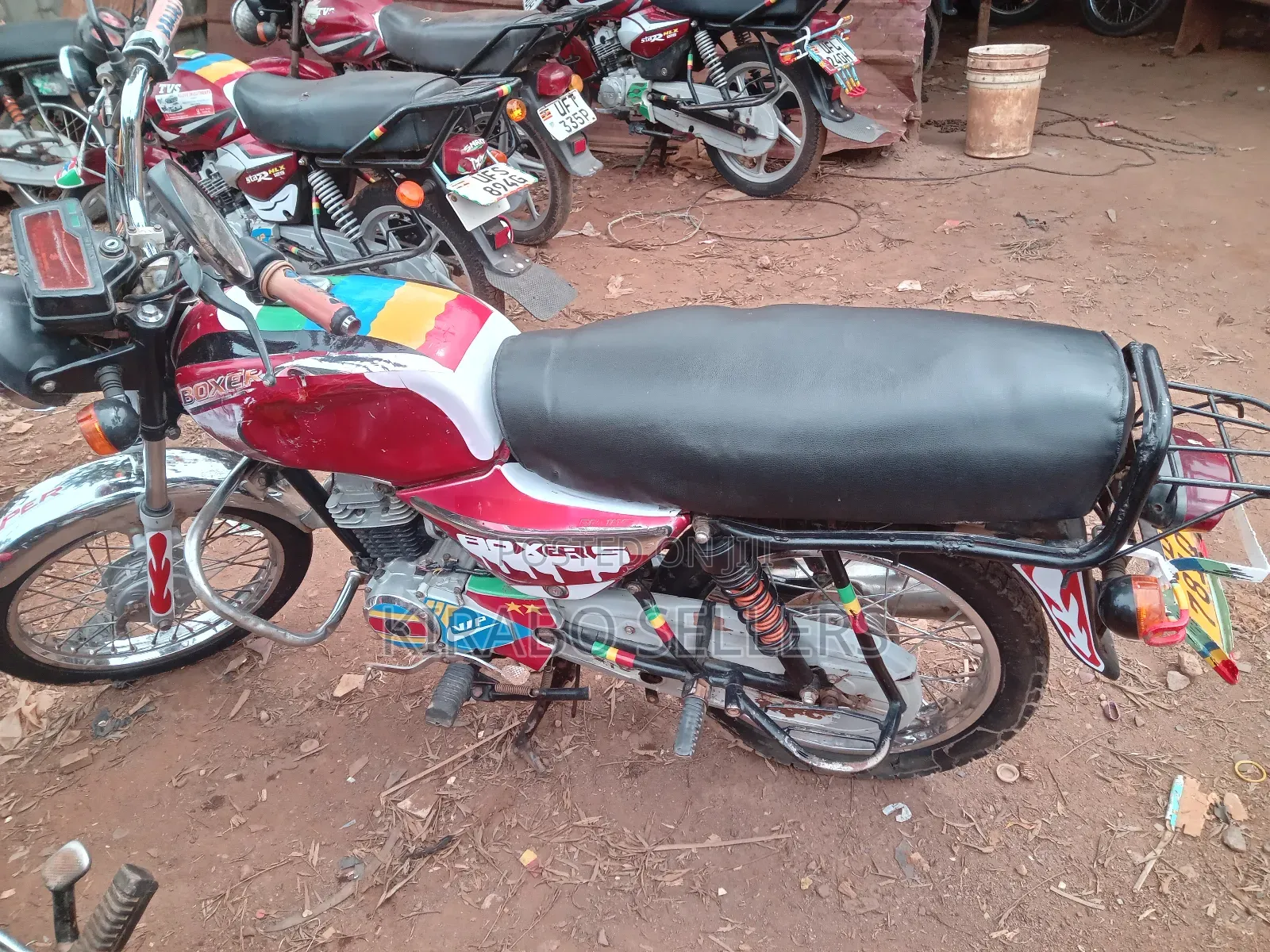 Bajaj Boxer 100 2023 Red