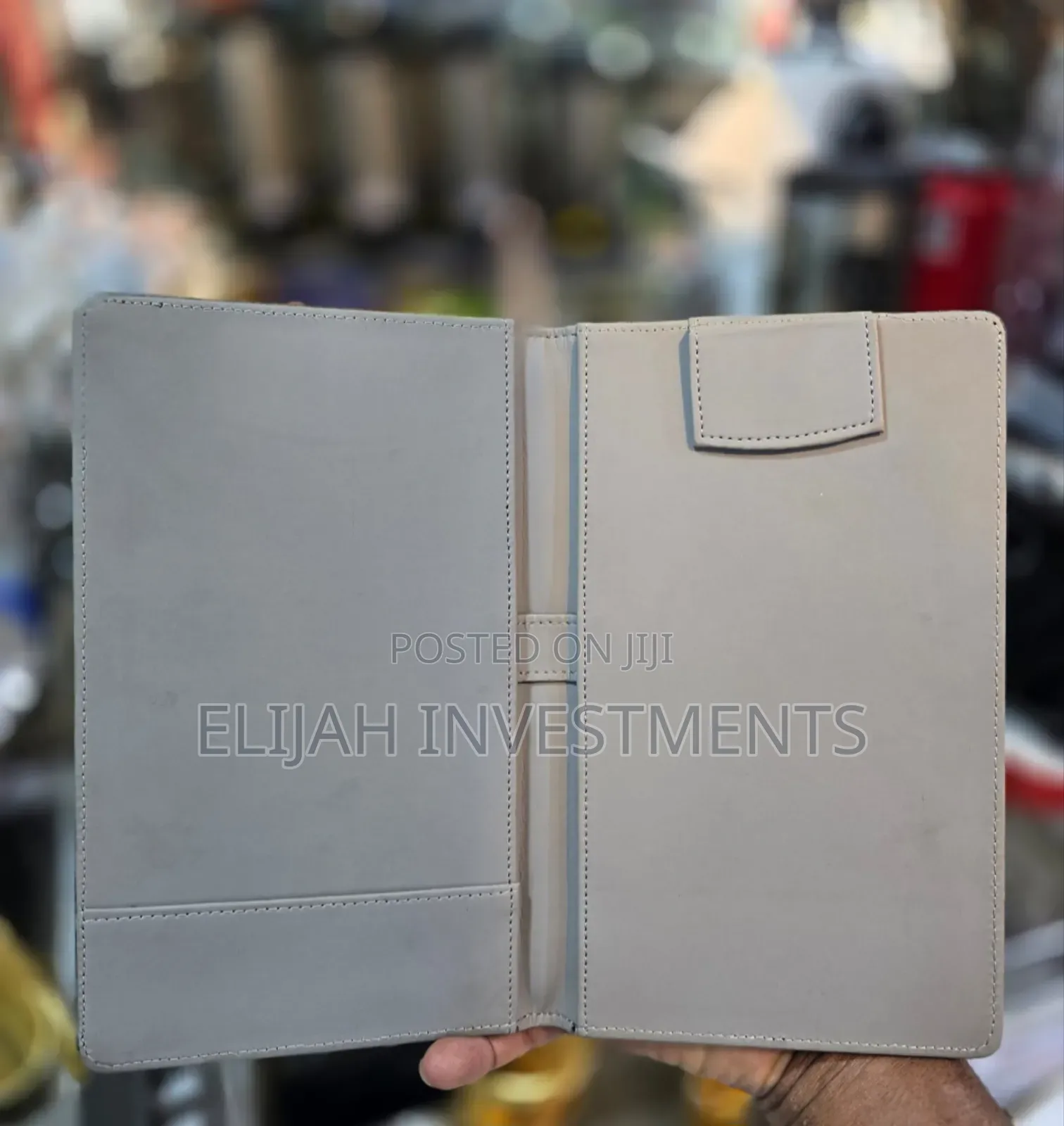 Hotel Bill and Balance Holder