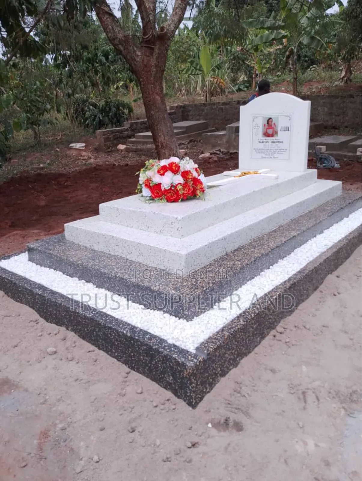 Grave Terrazzo MTN