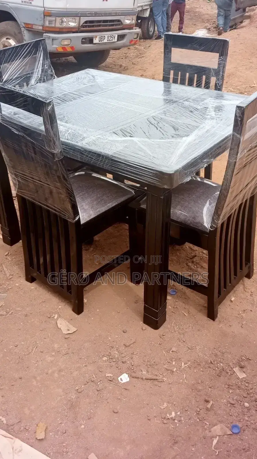 Four Seater Dining in Black.