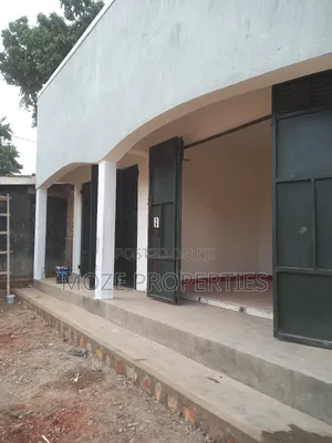 Simple Empty Shop for Rent in Namugongo Kyaliwajala.