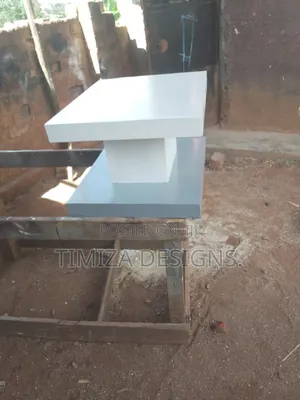 Medium Center Table.