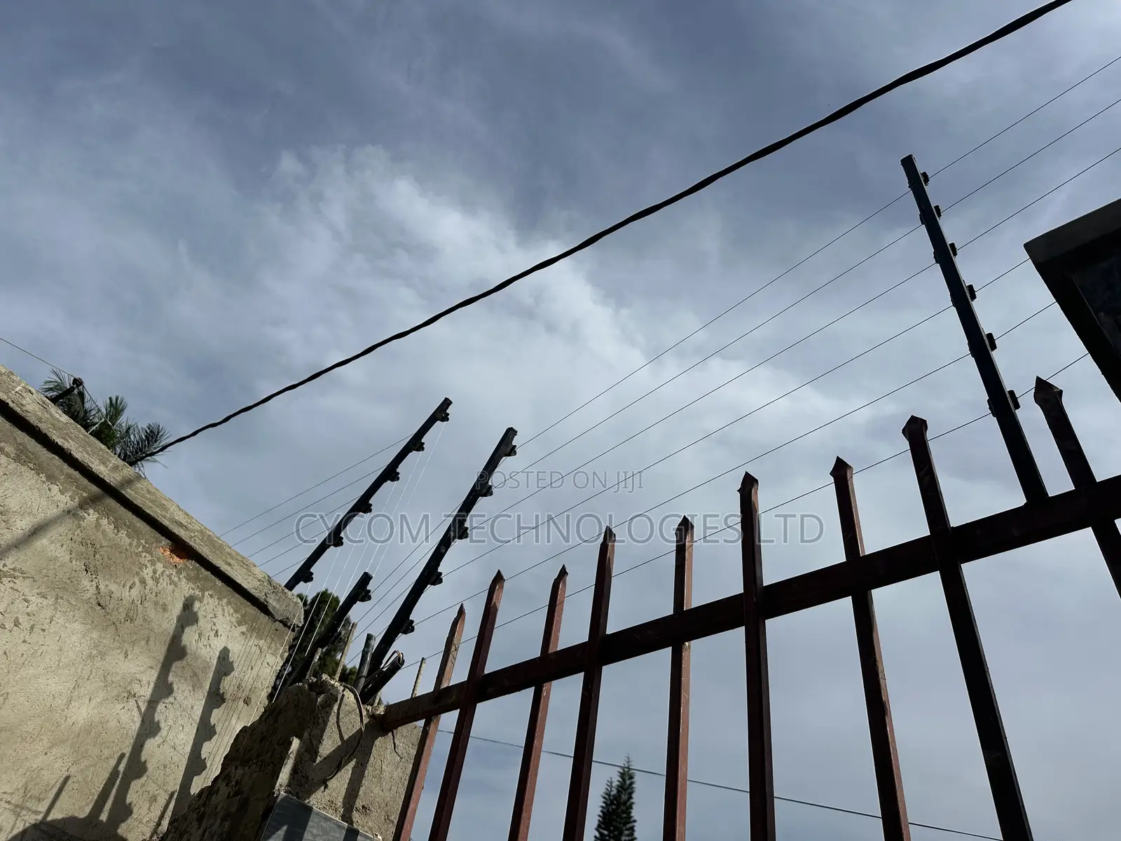 Electric Fence for Perimeter Walls