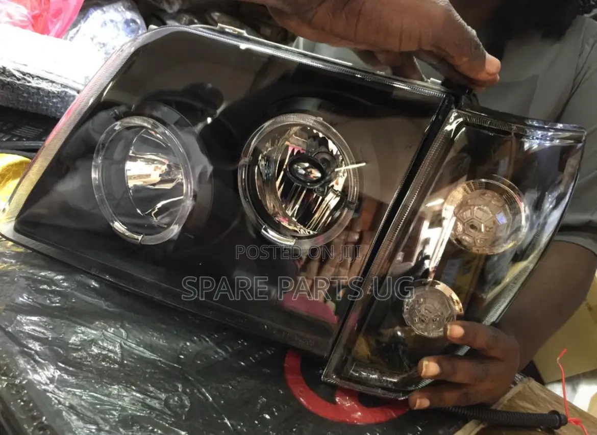 Prado 1996 - 2002 Black Edition Aftermarket Headlights